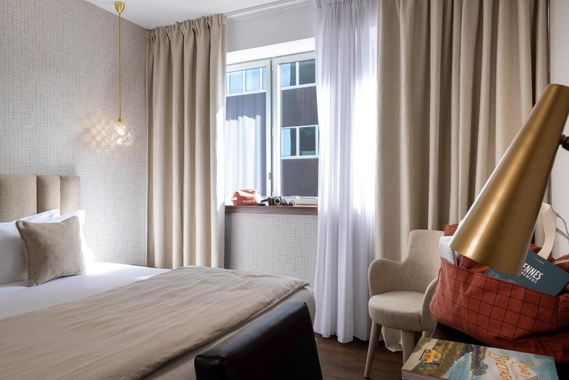 เบสต์ เวสเทิร์น พลัส โฮเต็ล อิซิดอร์ Hotel แซงต์-ฌาคส์-เดอ-ลา-ลองด์ ภายนอก รูปภาพ